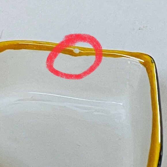 Porcelain Handpainted Heart Shaped Trinket Box Flowers Portugal 204-E - Picture 7 of 8